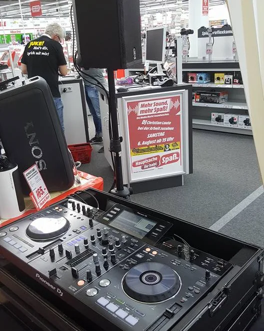 DJ buchen für Shop- und Messeevents in Hamburg