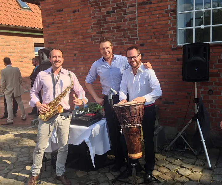 Soloco – Percussion und Saxophon live zum DJ-Set